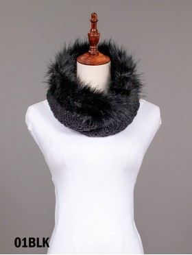 Fashion Knitted Furry Loop Scarf